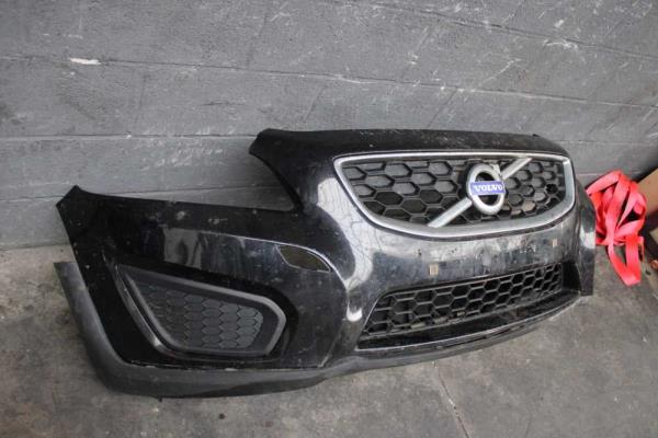 PARE CHOC AVANT VOLVO C30 11/2009-2013 - Vue 1